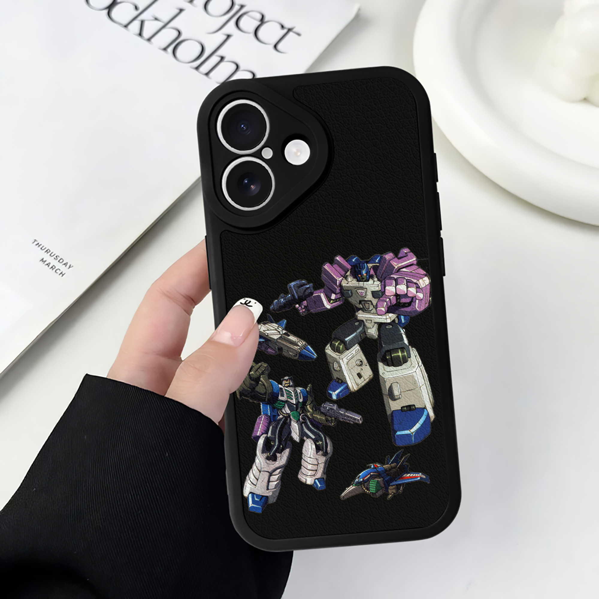 （画像用）  【iPhone 16シリーズ対応】シリコンスマホケース（レザー調） 材質：シリコン